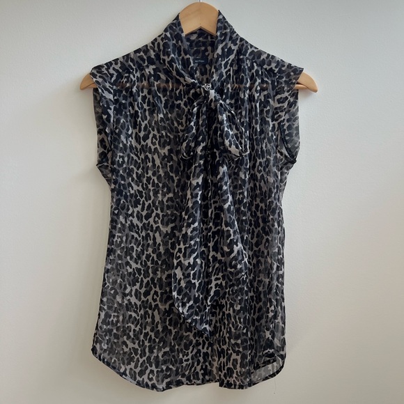 French Connection Sheer Leopard Sleeveless Tie Neck Top - Picture 3 of 6